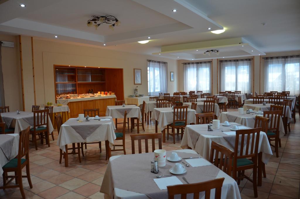 Hotel Pineta Falcade Ngoại thất bức ảnh