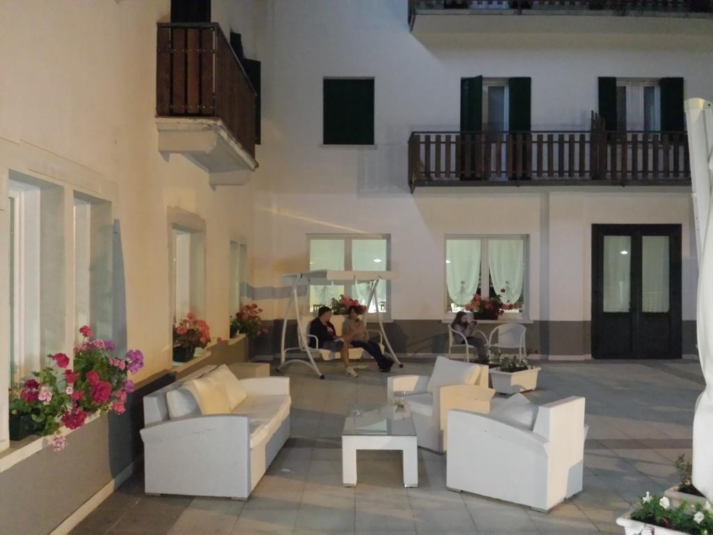 Hotel Pineta Falcade Ngoại thất bức ảnh